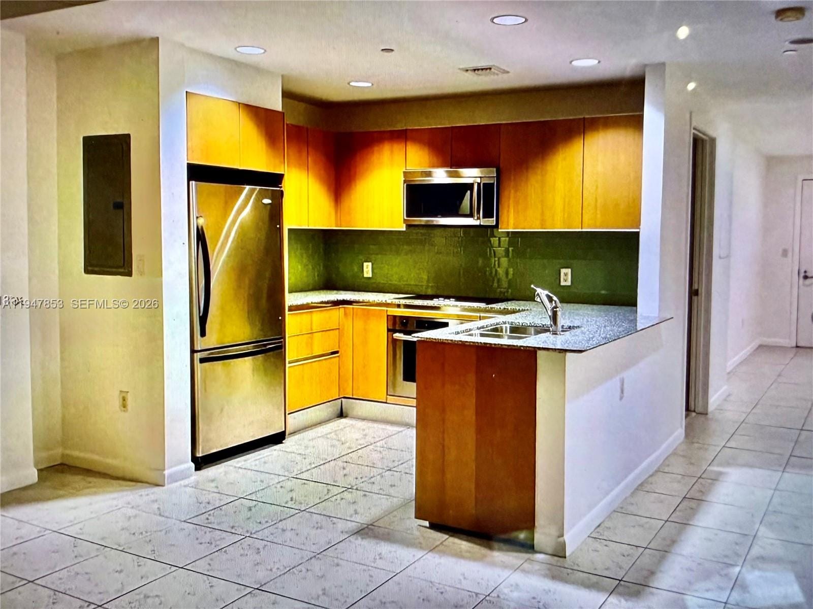 1050 Brickell Avenue 1816, Miami, FL 33131 photo 9