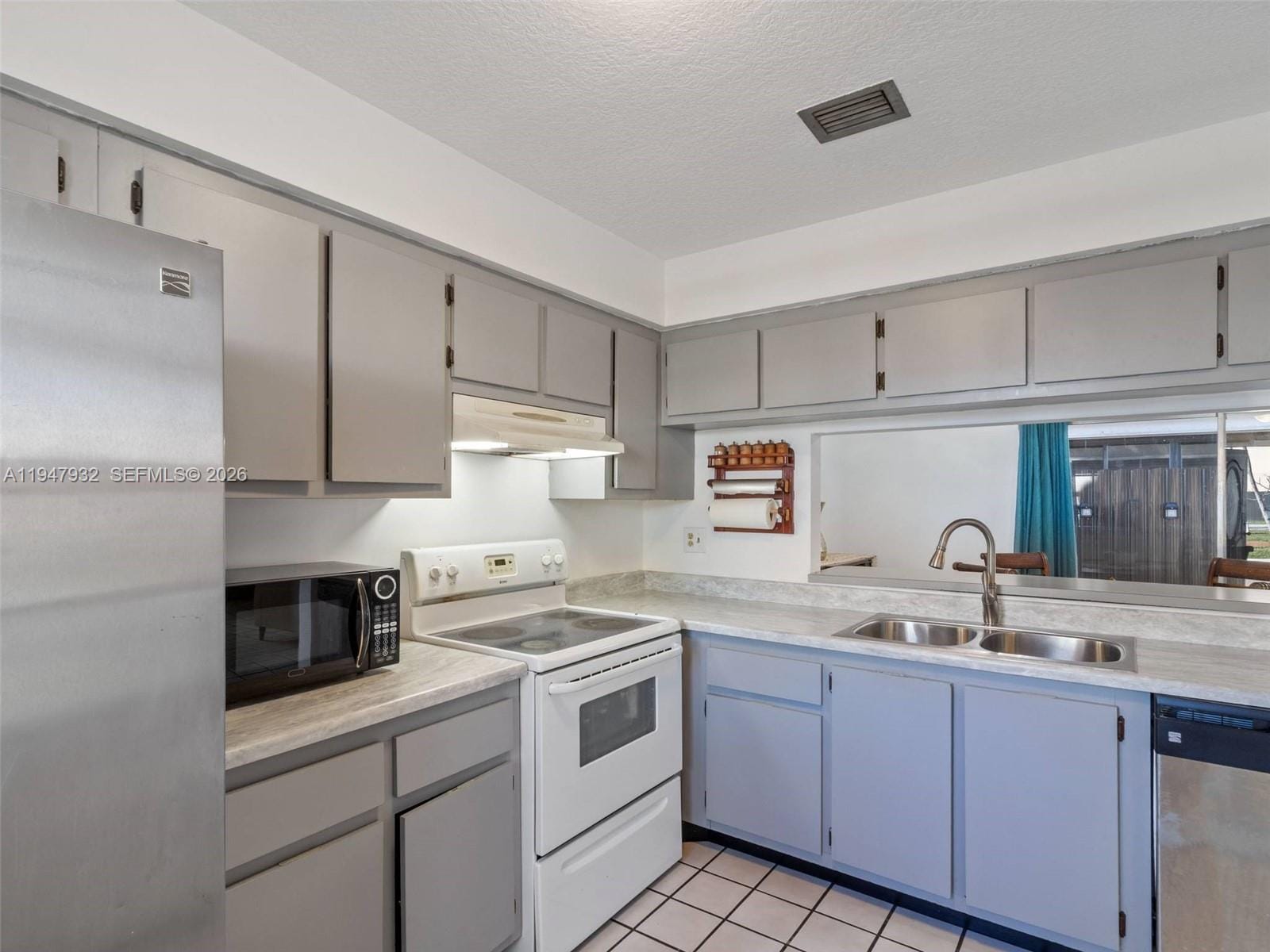 9066 SW 147th Court, Miami, FL 33196 photo 11