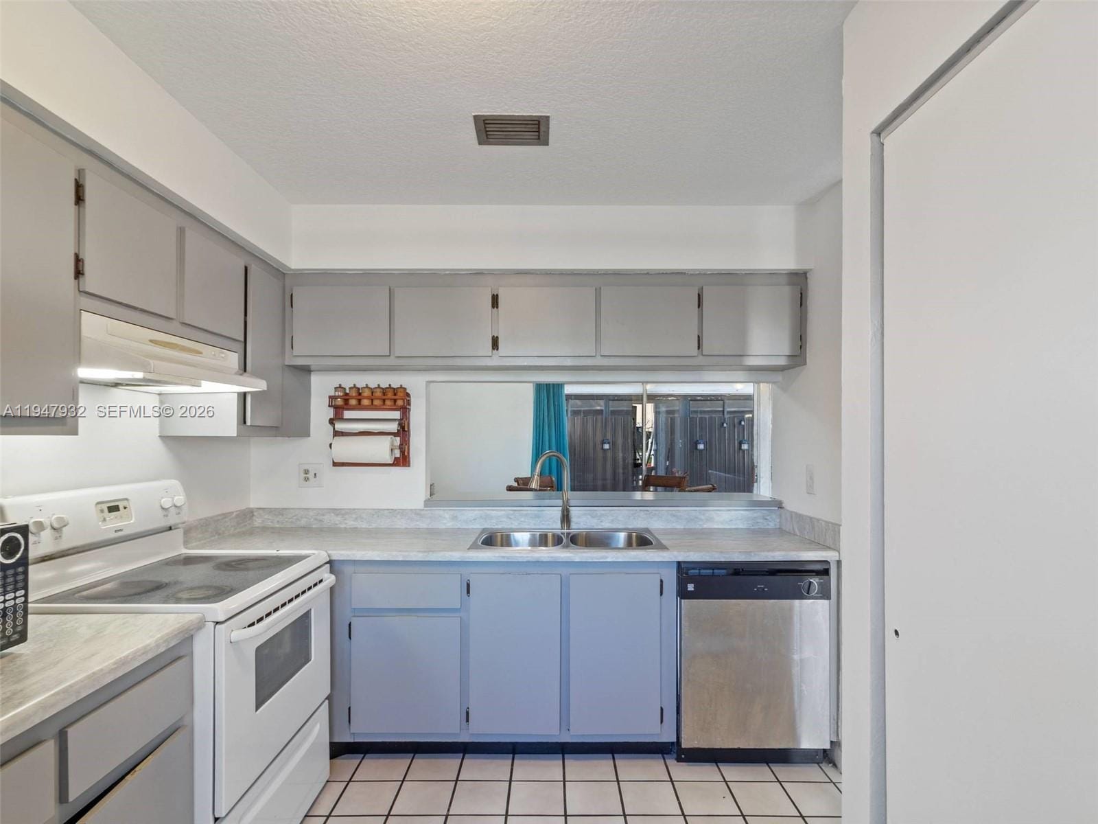 9066 SW 147th Court, Miami, FL 33196 photo 12