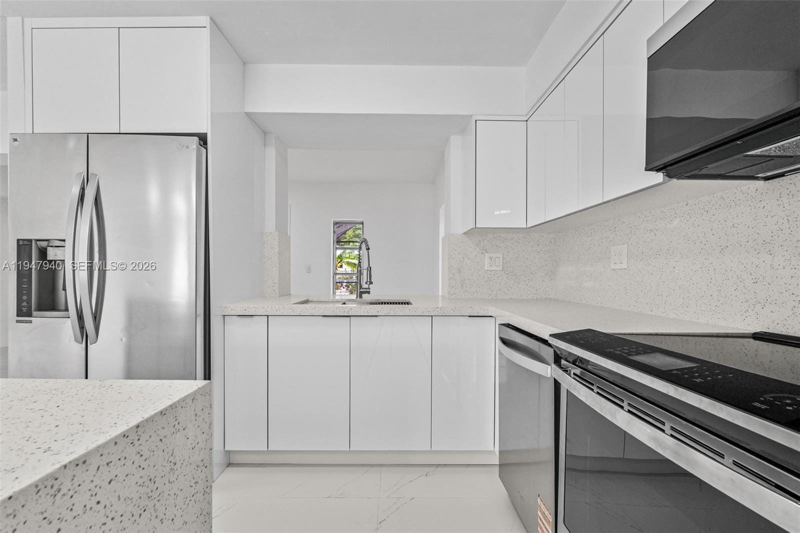 2701 Nassau Drive — photo 9