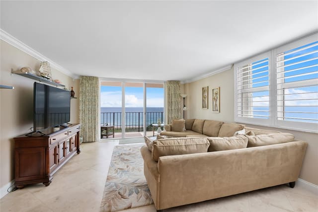 1900 S Ocean Boulevard 7S, sold in Ocean Place Condo, Lauderdale By The Sea, FL