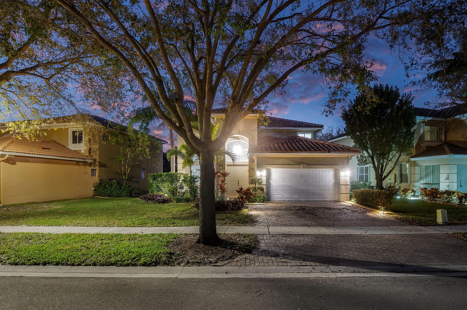 853 Gazetta Way, West Palm Beach, FL 33413 photo 5