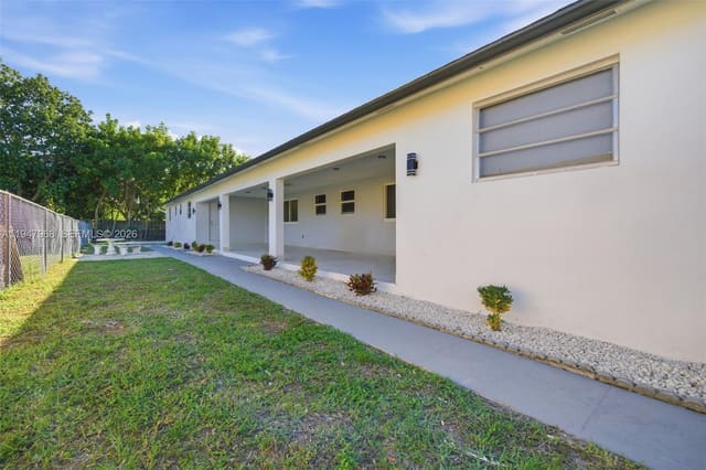 2440 Hayes Street, sold in Hollywood Terrace, Hollywood, FL