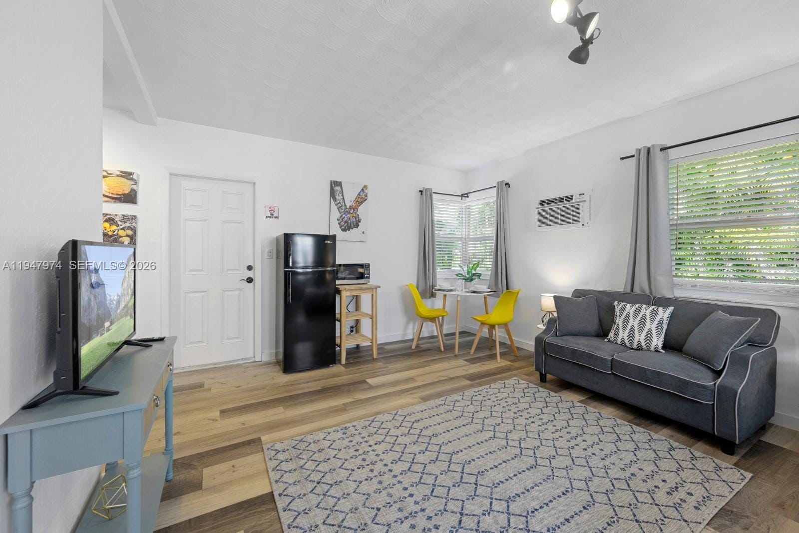1444 NE 13th Avenue 13 — photo 12