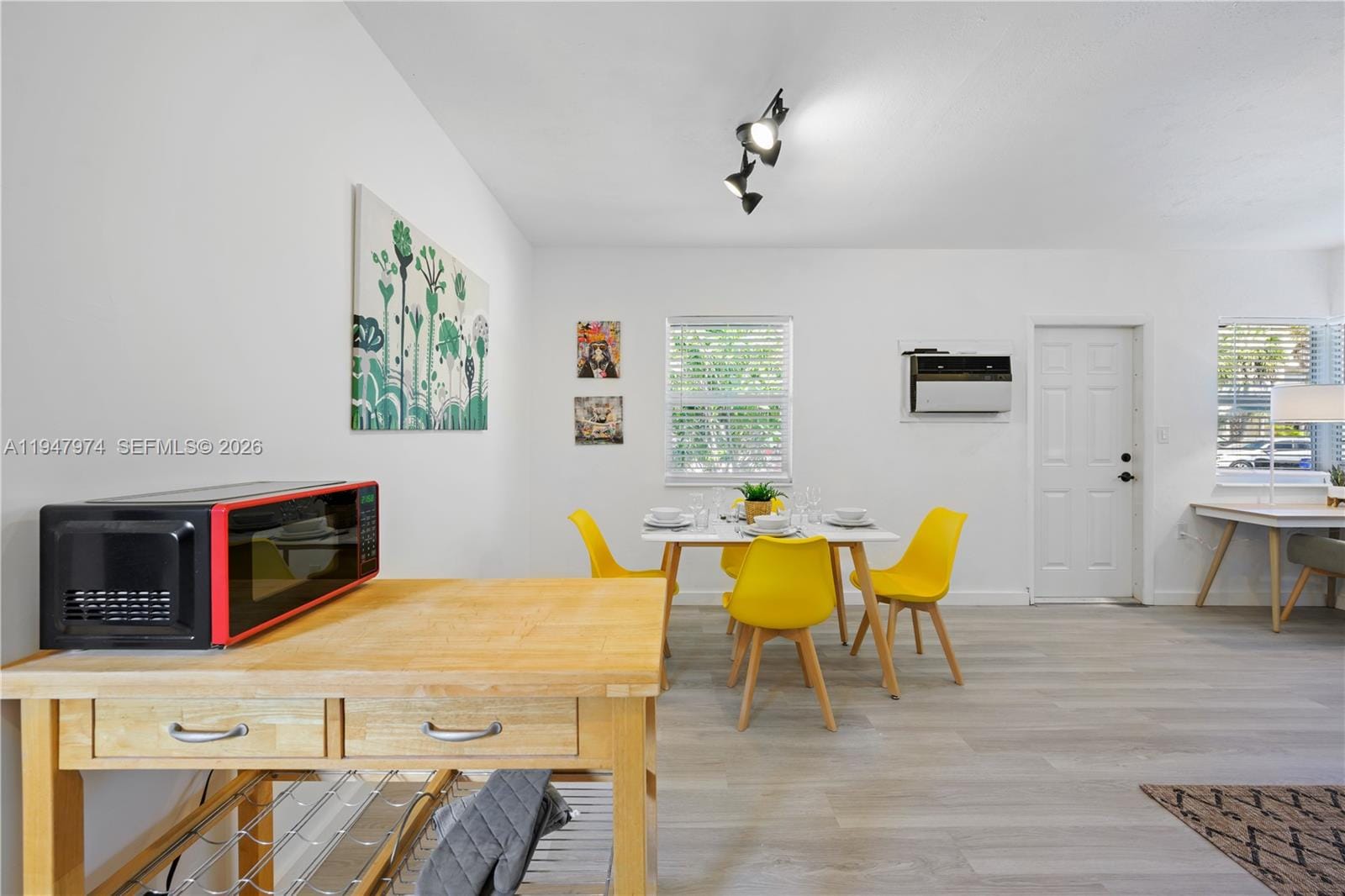 1444 NE 13th Avenue 13 — photo 4