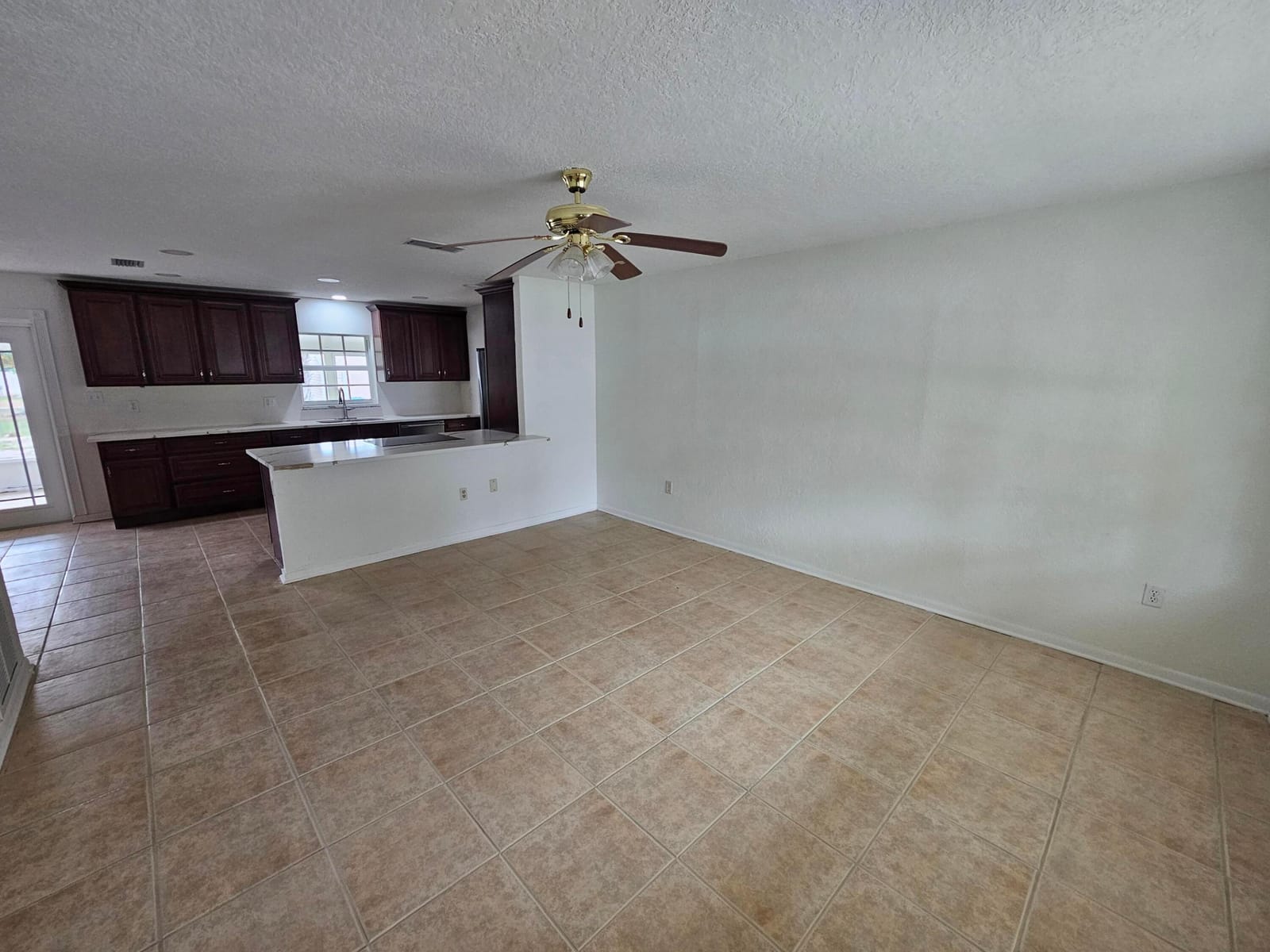 7301 Cabana Lane — photo 8