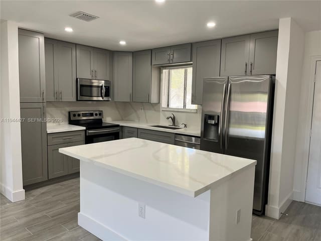 9539 SW 1st Court 9539, sold in Rivers Edge At Oakwood, Coral Springs, FL