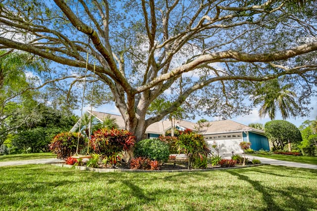 1022 SW Tiburon Way, sold in Sabal Palm Estates, Palm City, FL