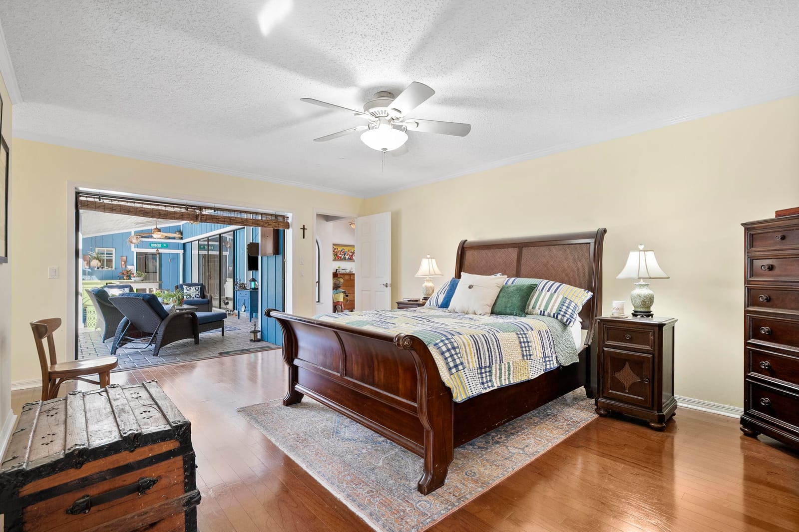 1022 SW Tiburon Way — photo 11