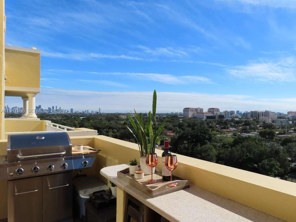 215 SW 42nd Avenue PH08 — photo 5