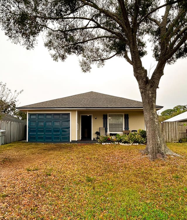 1221 18th Avenue SW, sold in Oslo Park Unit No 7, Vero Beach, FL