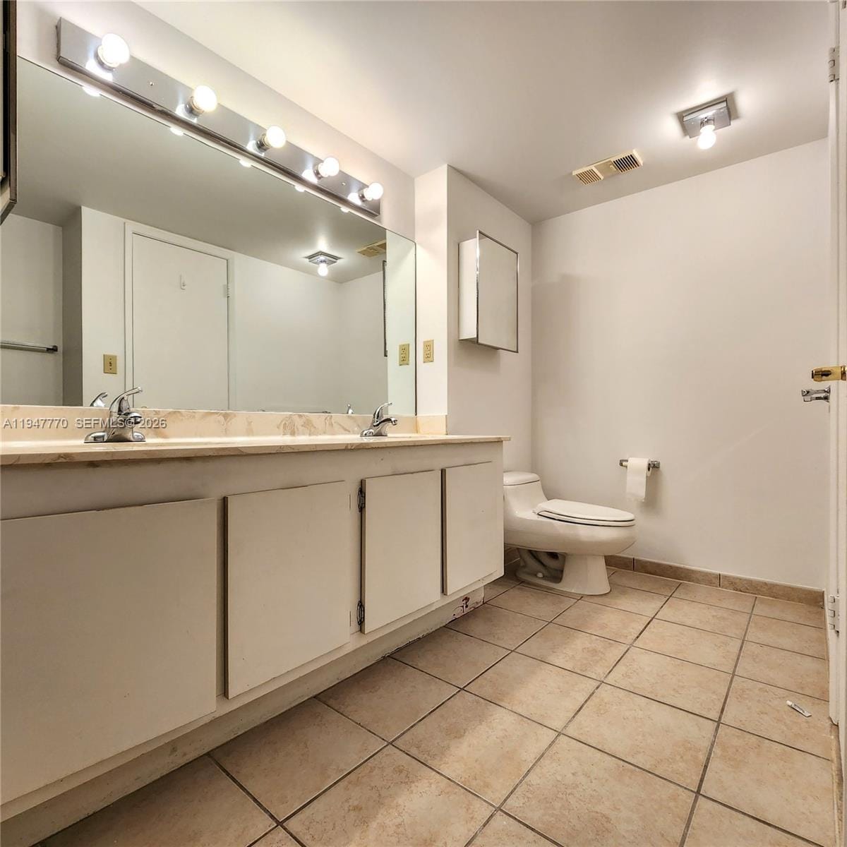 18151 NE 31st Court 301, Aventura, FL 33160 photo 20