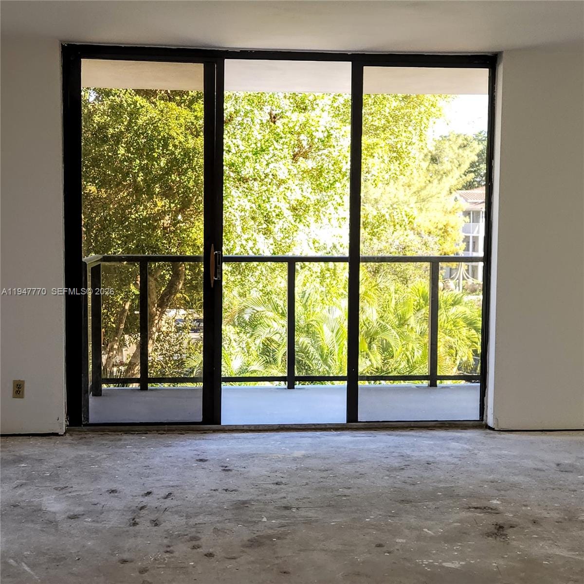18151 NE 31st Court 301 — photo 3