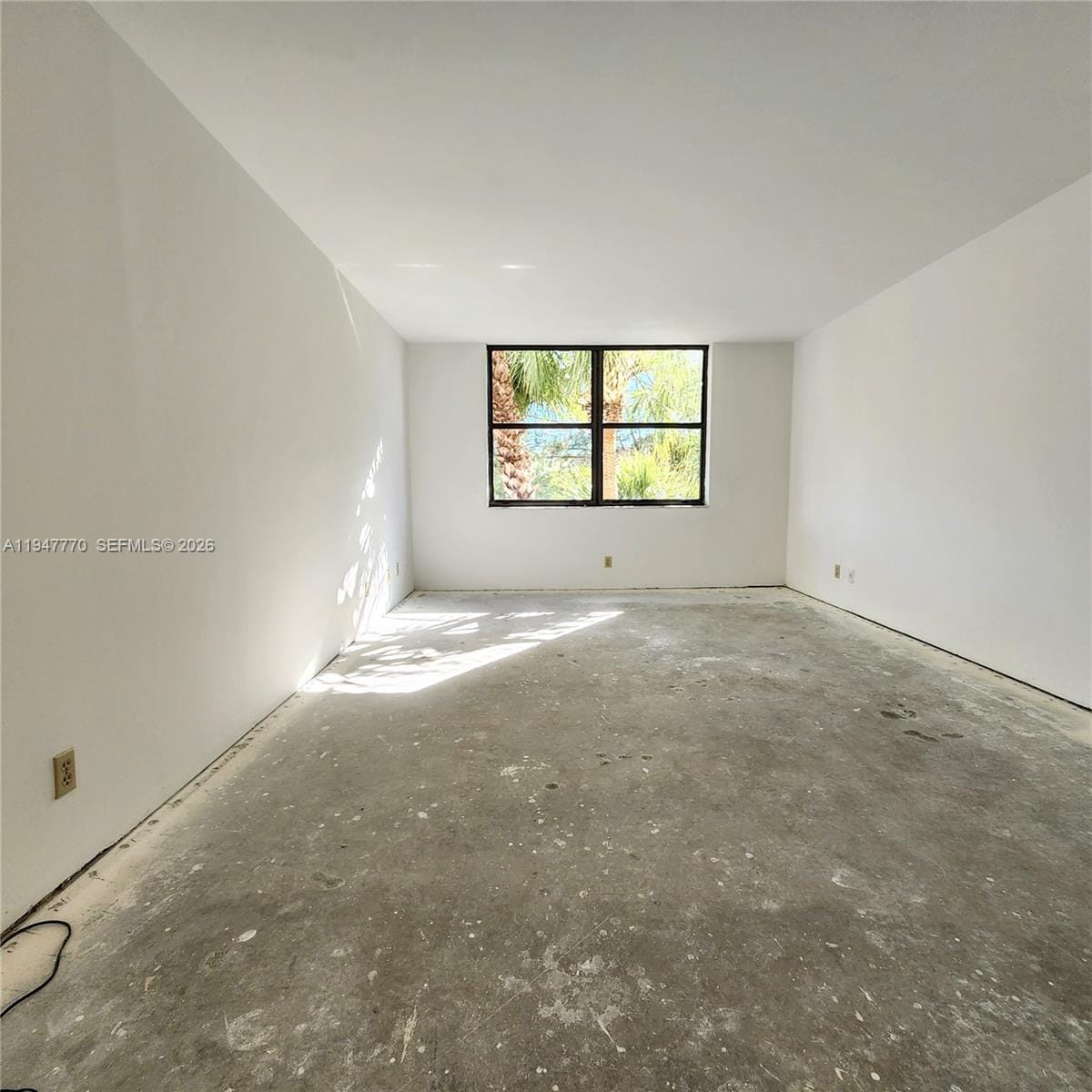 18151 NE 31st Court 301 — photo 9