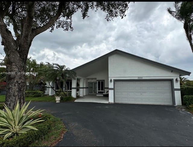 3594 SW 69th Avenue, sold in Rainbow Miramar, Miramar, FL