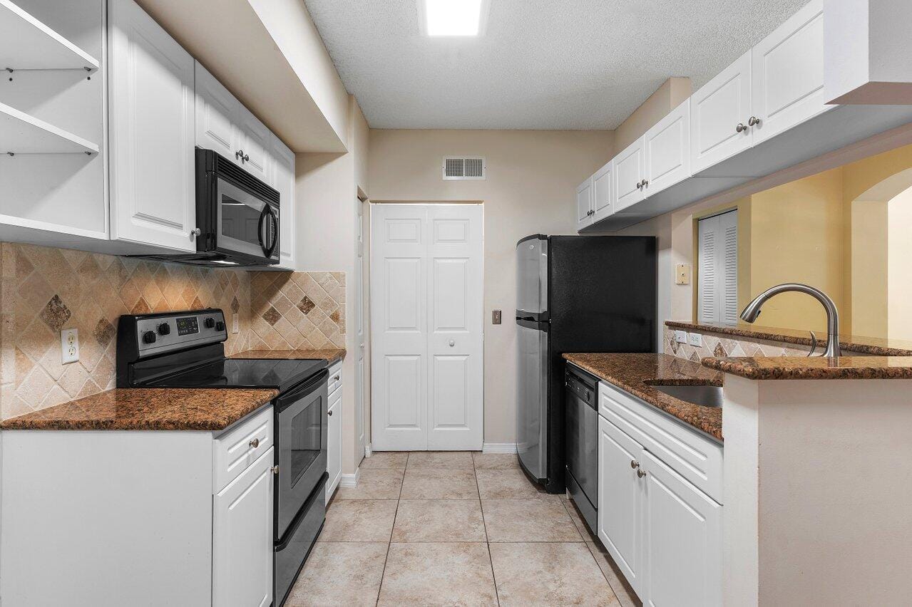 3211 Tuscany Way, Boynton Beach, FL 33435 photo 6