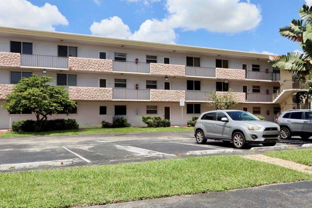 5985 Del Lago Circle 223, Sunrise, FL 33313, Sunrise
