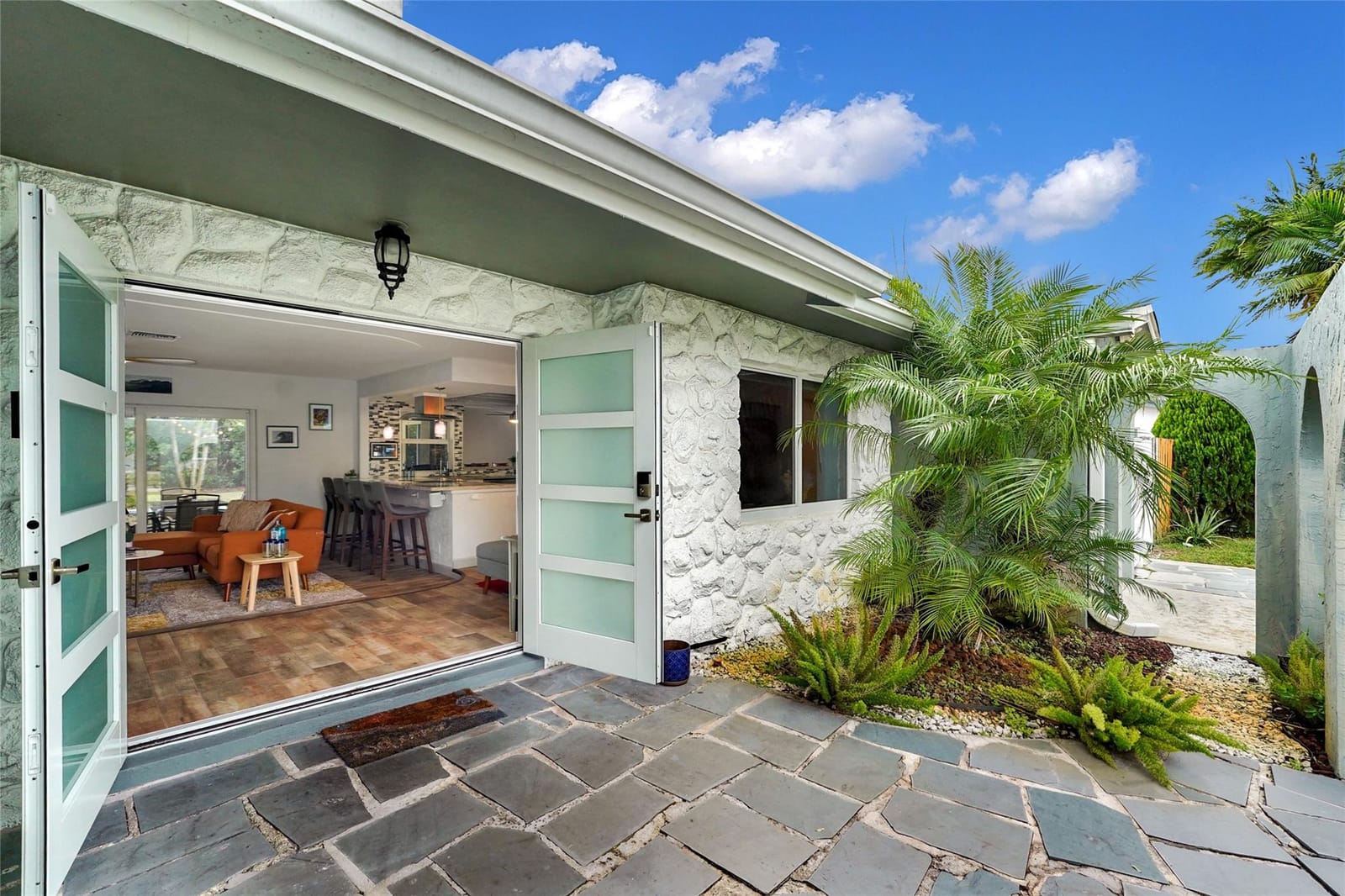 6972 NW 5th Place, Margate, FL 33063 photo 5