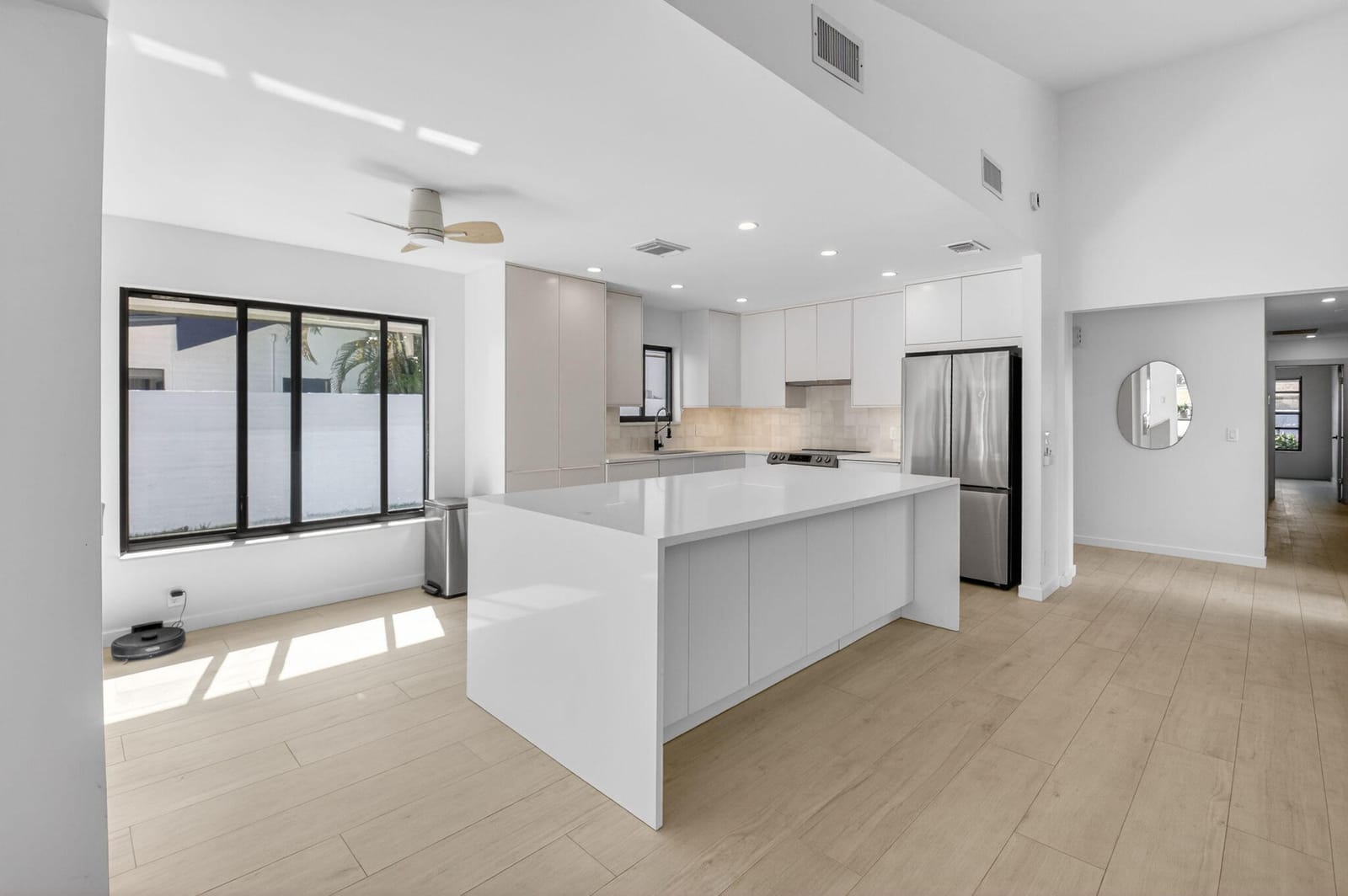 233 SW 28th Avenue, Delray Beach, FL 33445 photo 13