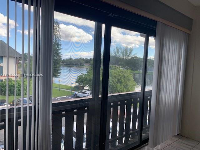 3710 Inverrary Drive 3K — photo 2