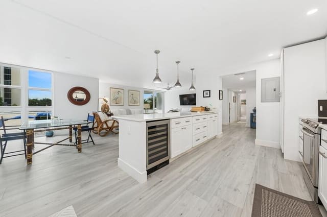 2200 S Ocean Boulevard 203, Delray Beach, FL 33483