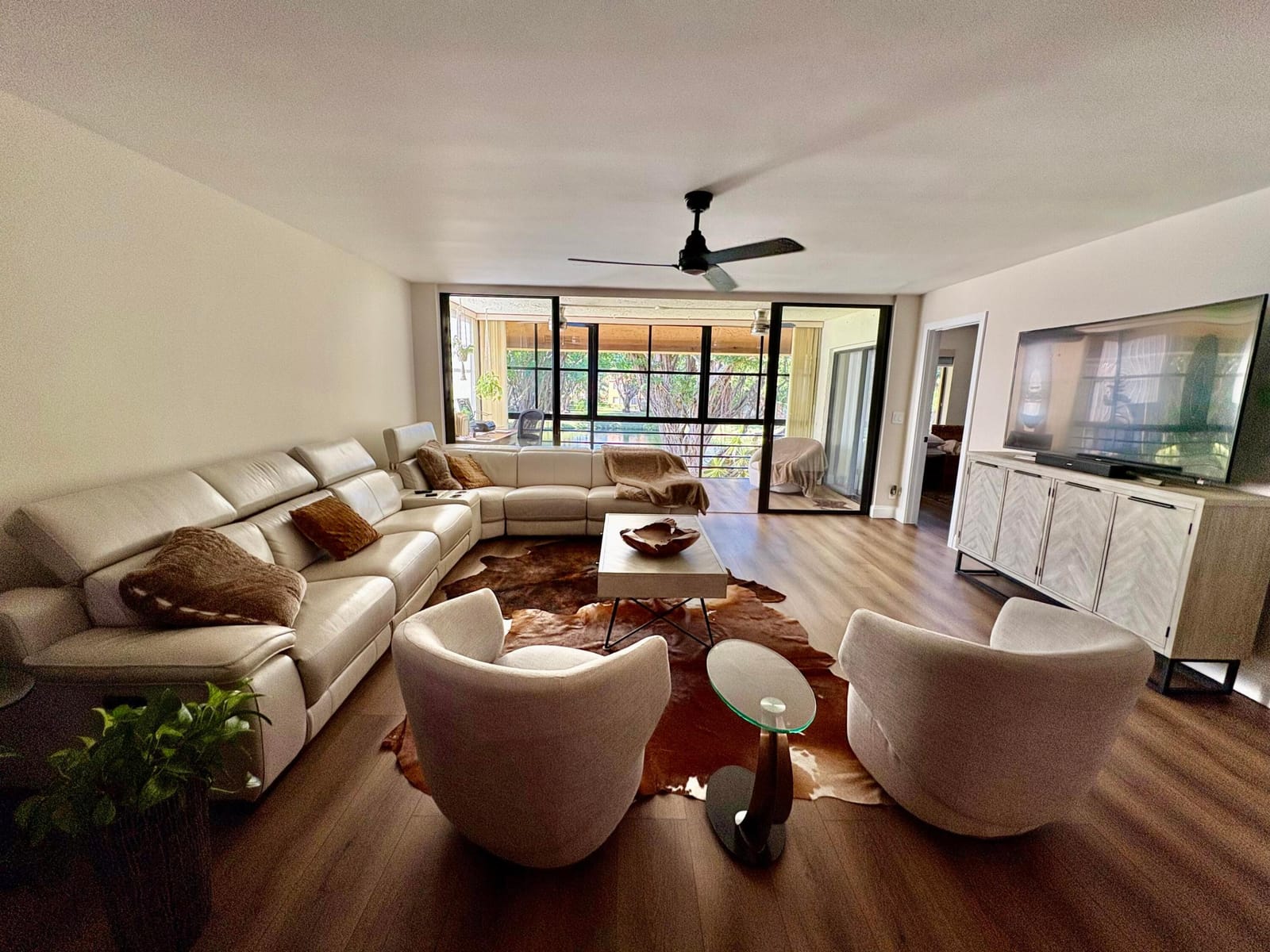 11280 Green Lake Drive 203 — photo 2