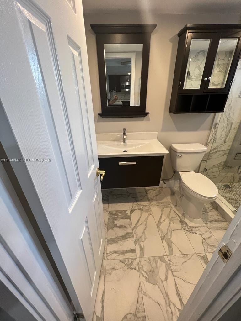 9440 Fontainebleau Boulevard 213, Miami, FL 33172
