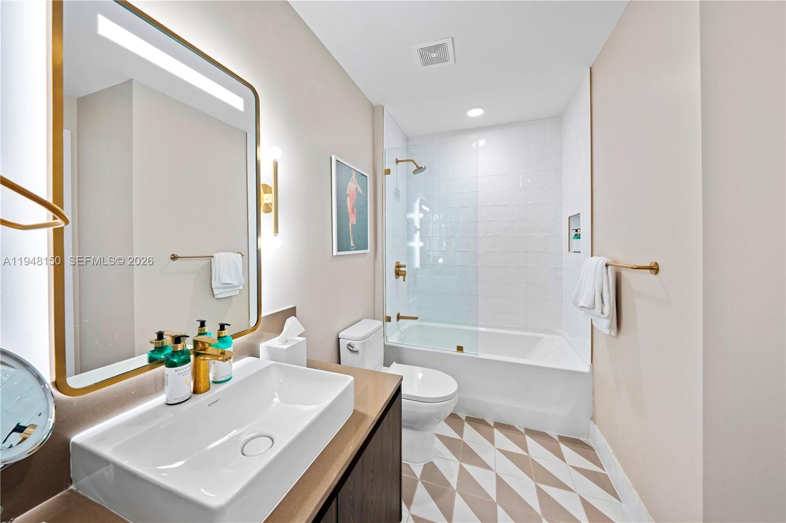 159 NE 6th Street 5113, Miami, FL 33132 photo 14