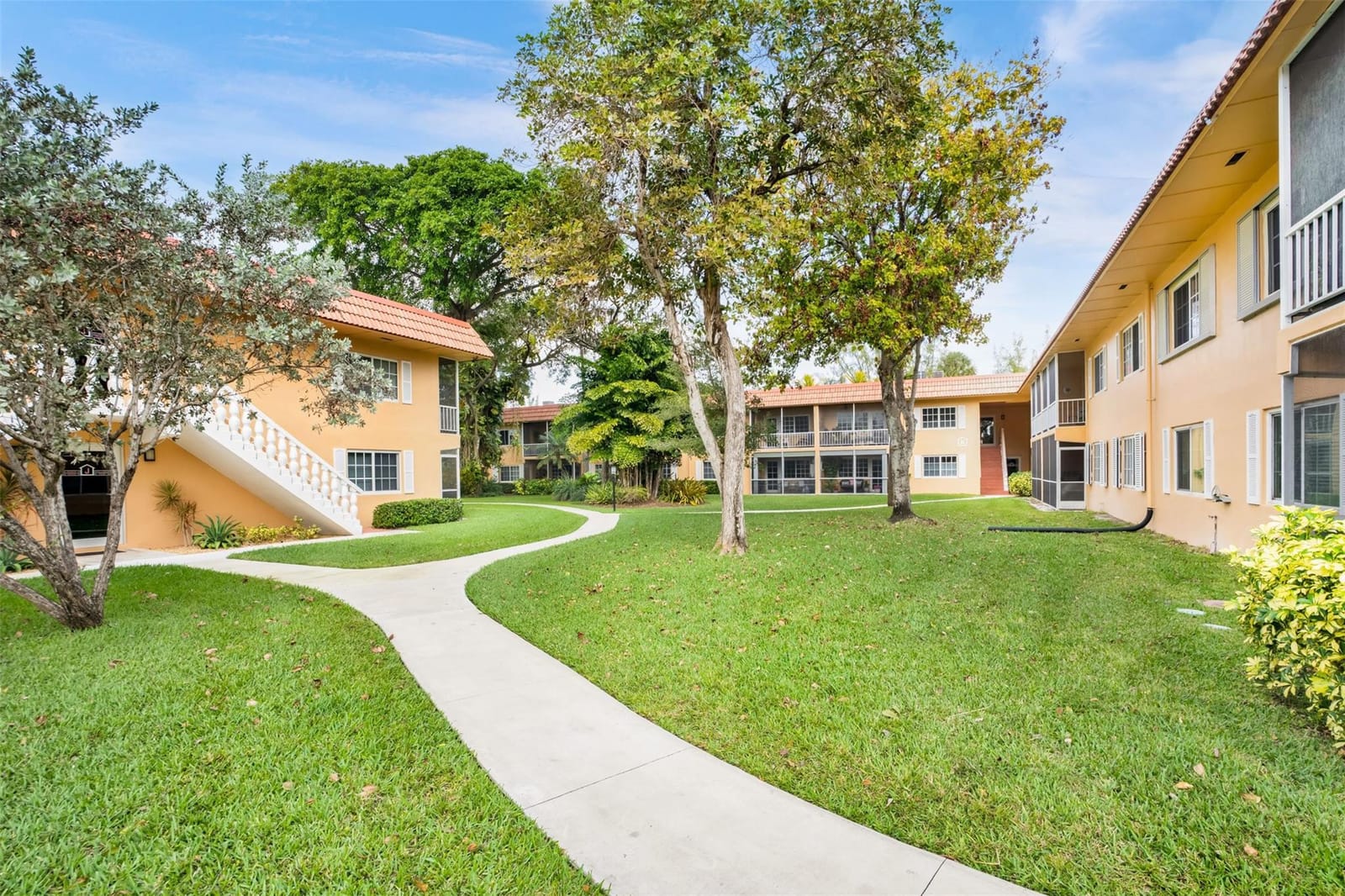 351 NE 19th Place 203K, Wilton Manors, FL 33305 photo 21