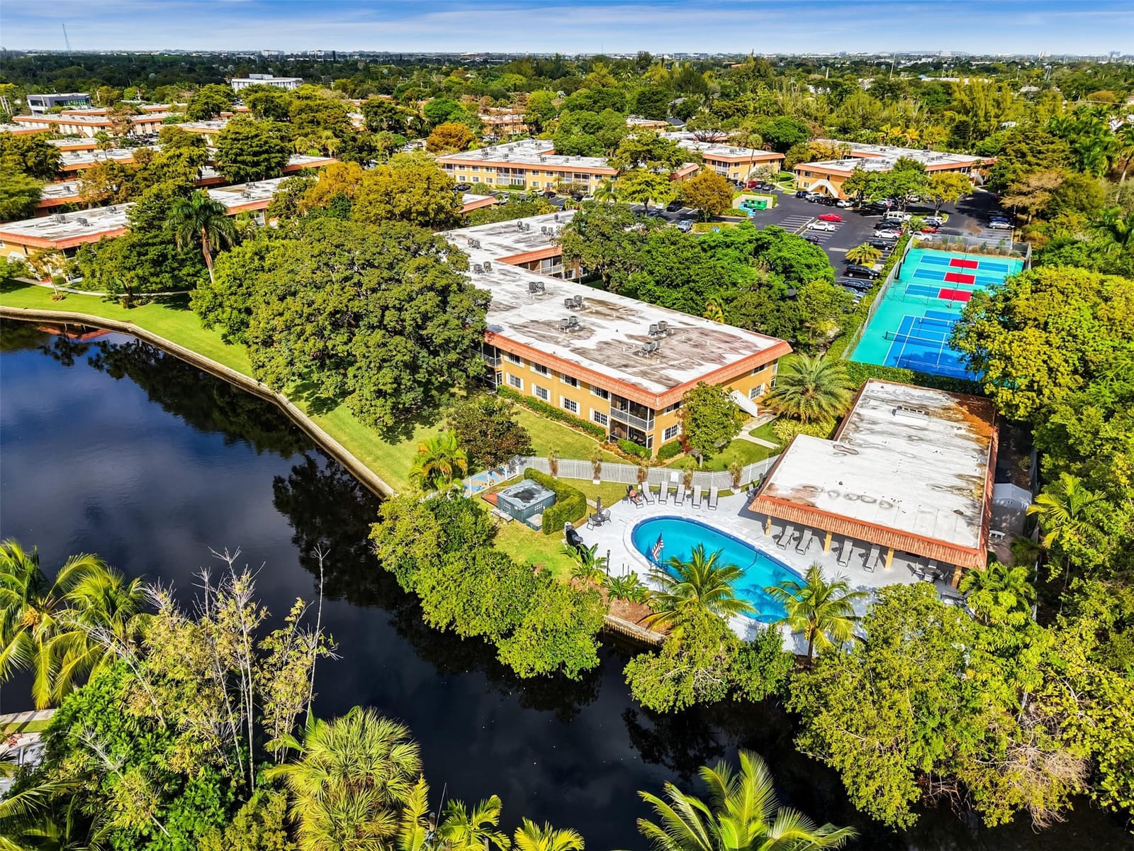 351 NE 19th Place 203K, Wilton Manors, FL 33305 photo 25