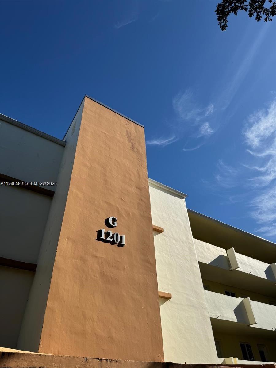 1201 NE 191st Street G313, Miami, FL 33179, Miami