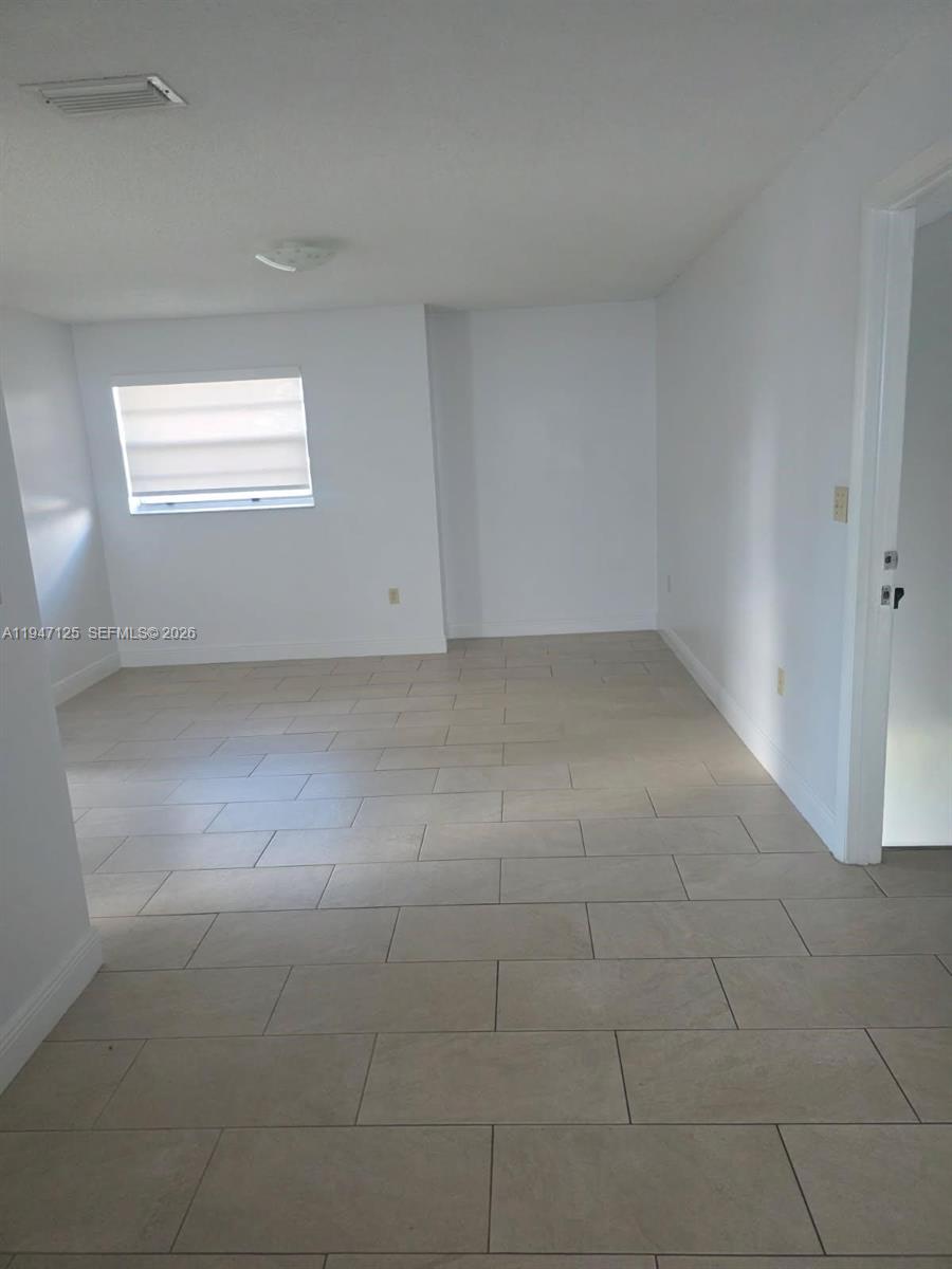1575 NW 1st Street 3, Miami, FL 33125, Miami