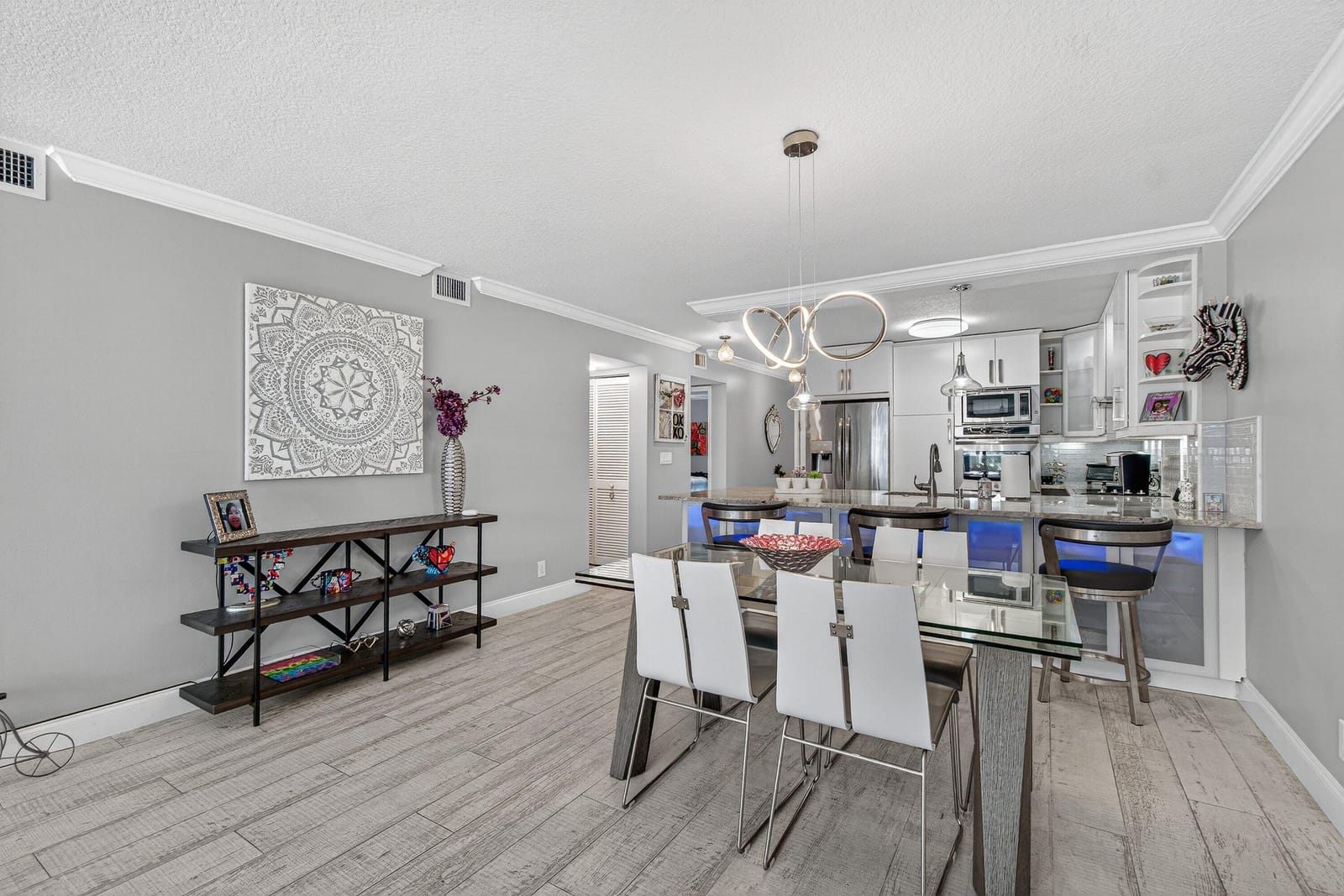 9200 Fairbanks Lane 1 — photo 11