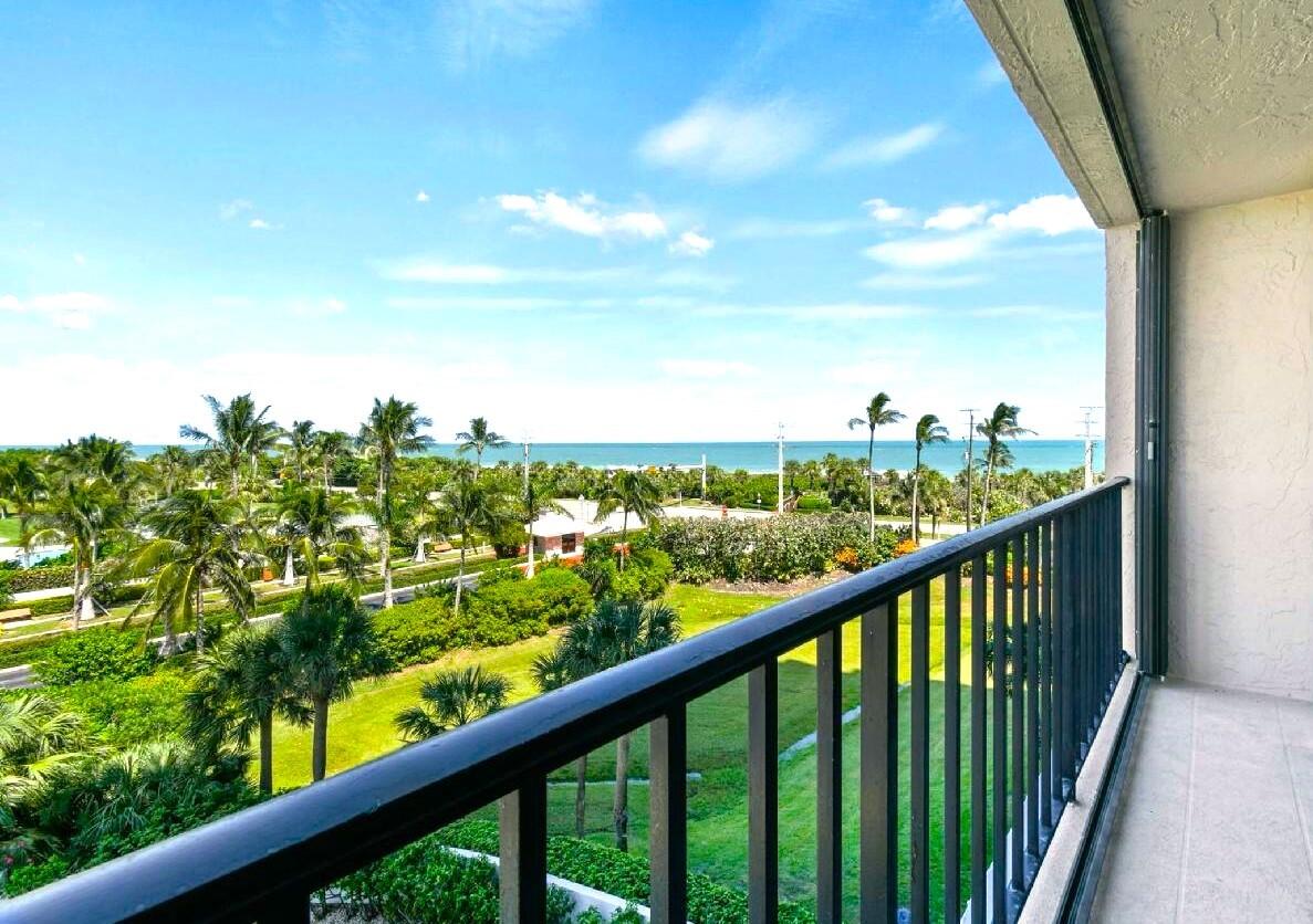 5047 N Highway A1a 404, Hutchinson Island, FL 34949, Hutchinson Island