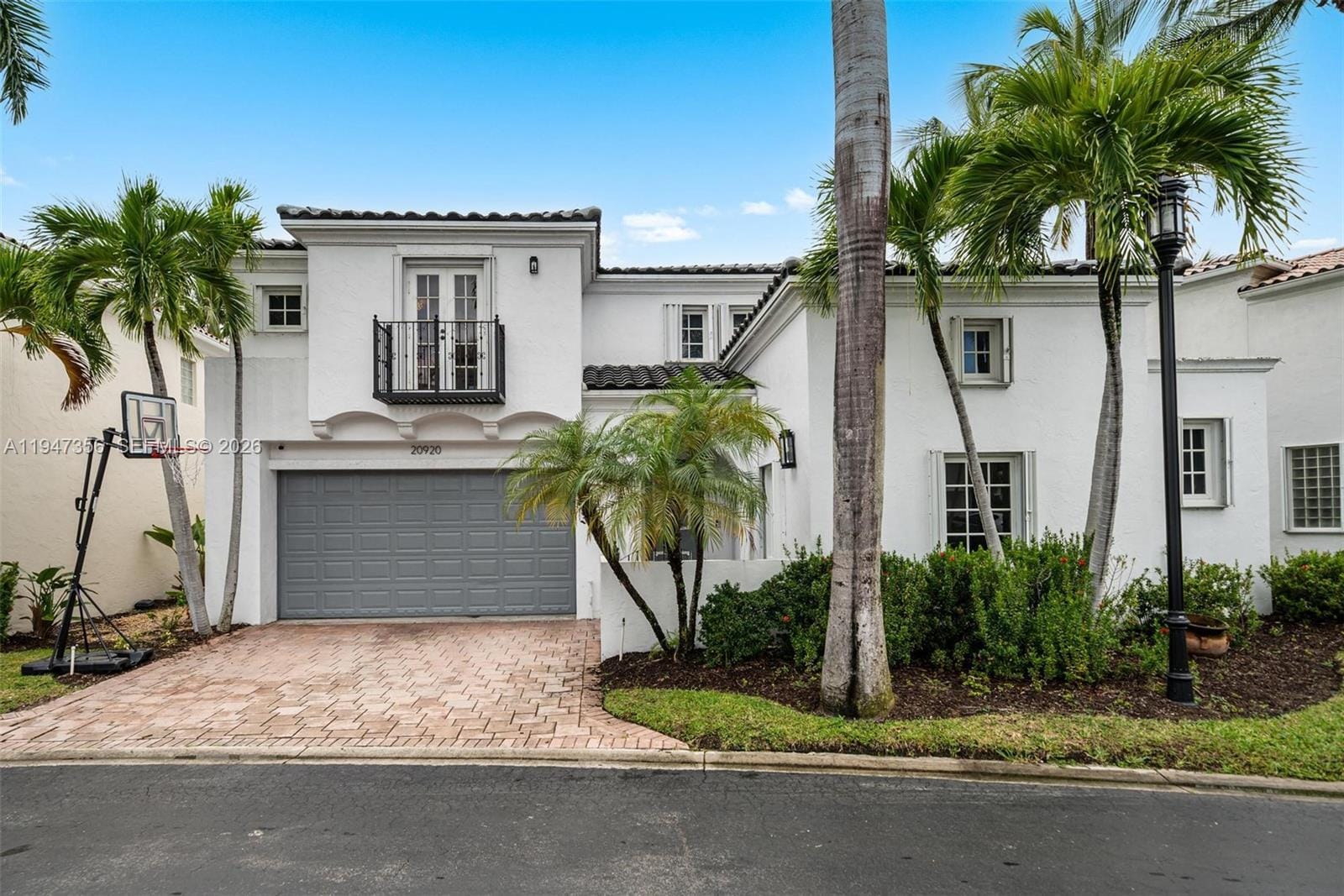 20920 NE 32nd Avenue, Aventura, FL 33180