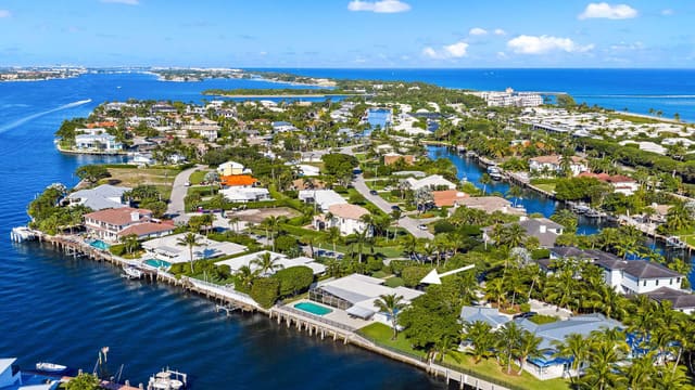 14 Sabal Island Drive, Ocean Ridge, FL 33435