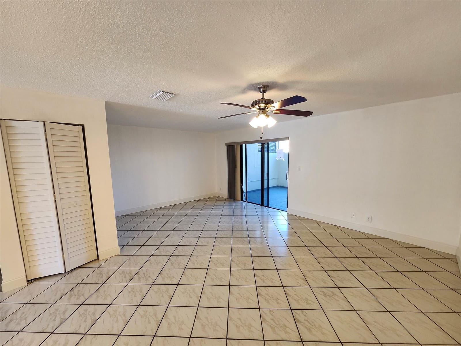 9421 NW 15th Street 234 — photo 5