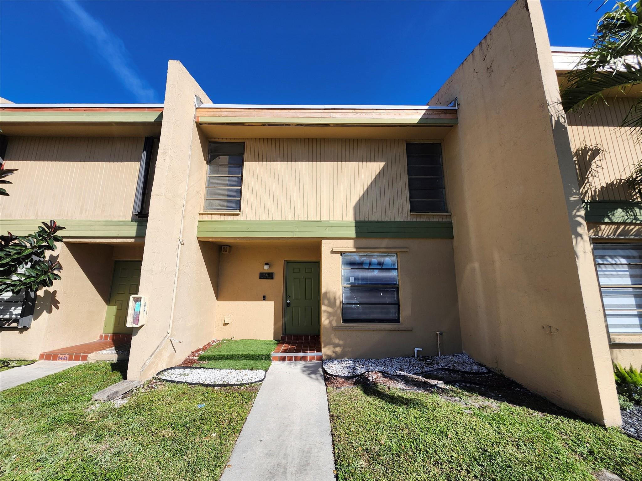 9421 NW 15th Street 234, Pembroke Pines, FL 33024, Pembroke Pines