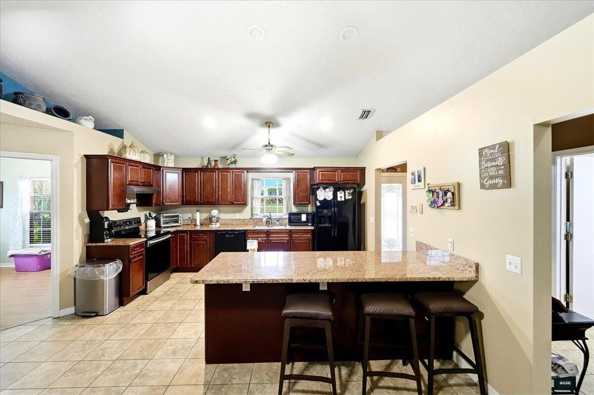 6927 NW Hershy Circle — photo 8