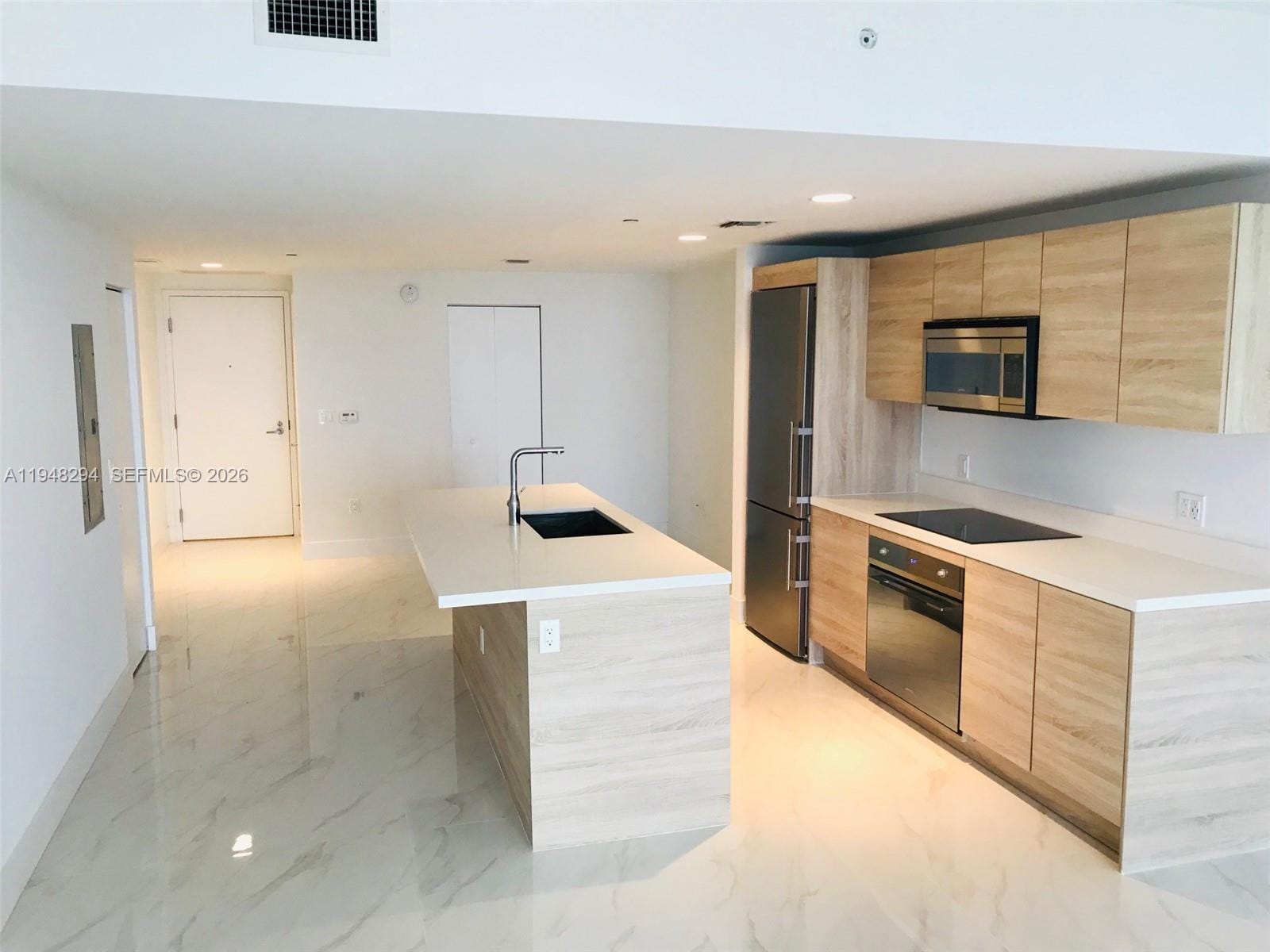 16385 Biscayne Boulevard 3005 — photo 6
