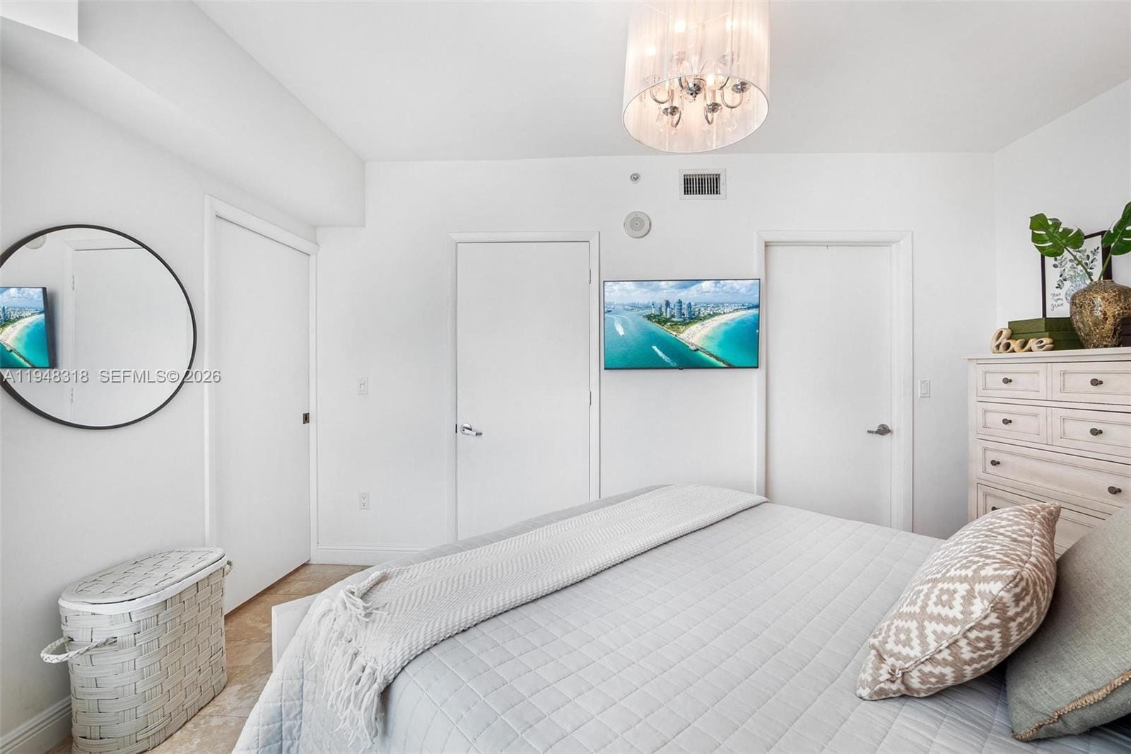 350 S Miami Avenue 3807, Miami, FL 33130 photo 19