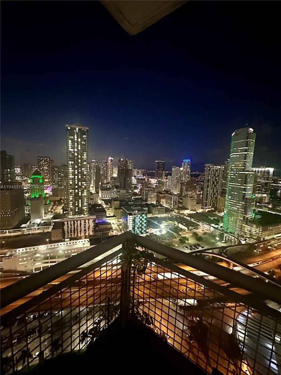 350 S Miami Avenue 3807, Miami, FL 33130 photo 27