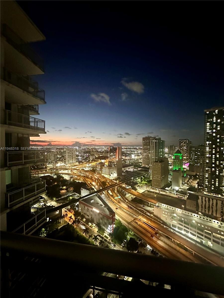 350 S Miami Avenue 3807, Miami, FL 33130 photo 28