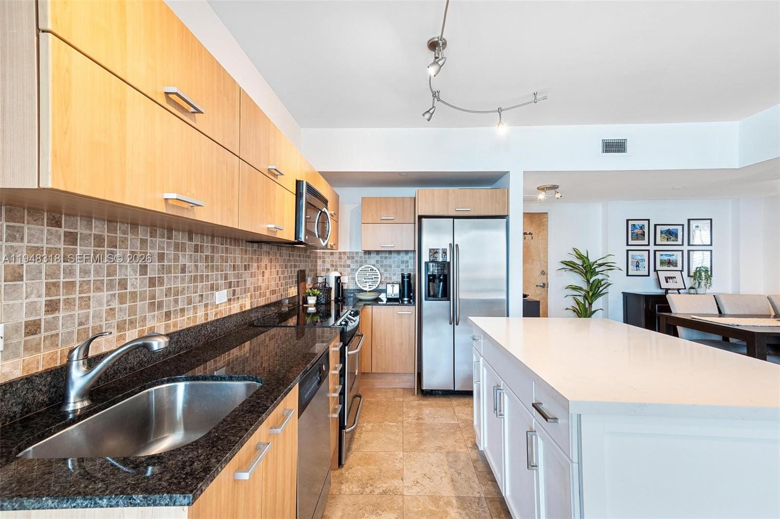 350 S Miami Avenue 3807, Miami, FL 33130 photo 9