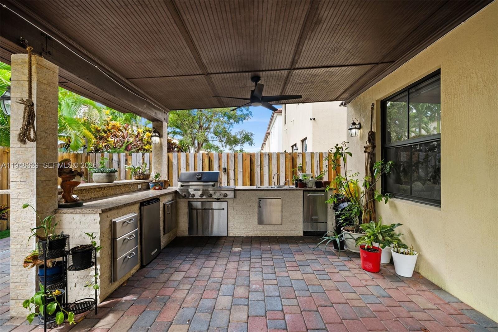 8658 NW 99th Path — photo 4