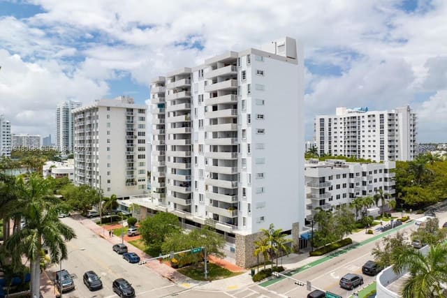 1331 Lincoln Road 701, sold in Lincoln West Towers, Miami Beach, FL