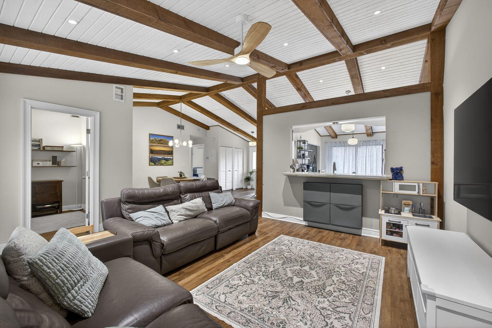 2400 SW 19th Avenue 136 — photo 11