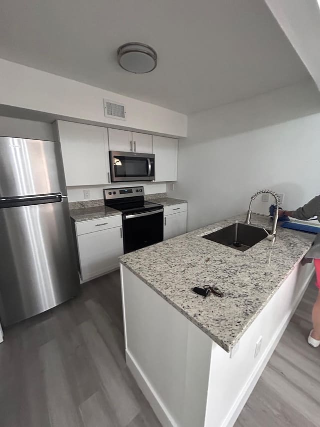 8560 NE Pineverde Lane, Jacksonville, FL 32244