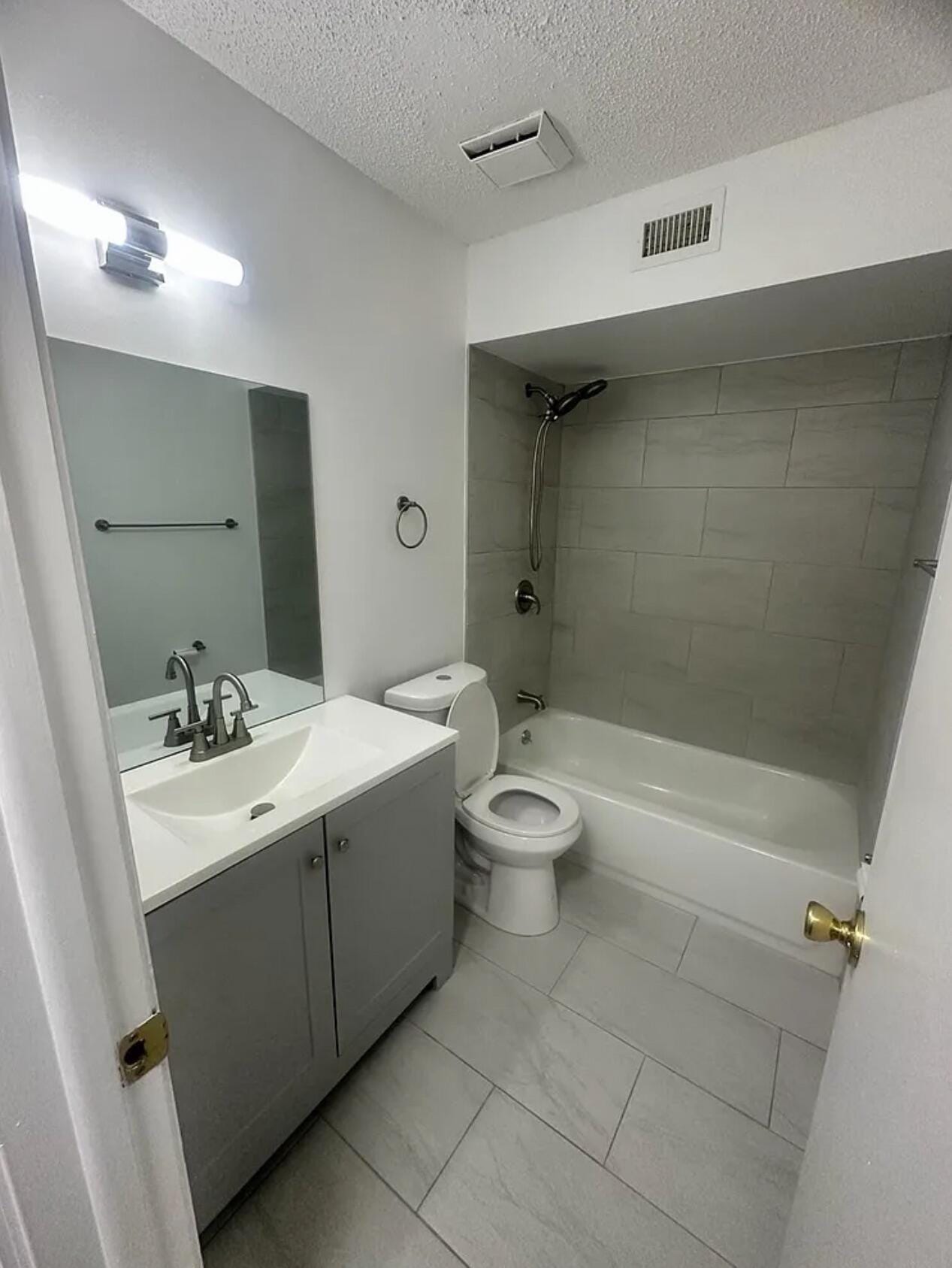 8560 NE Pineverde Lane — photo 3