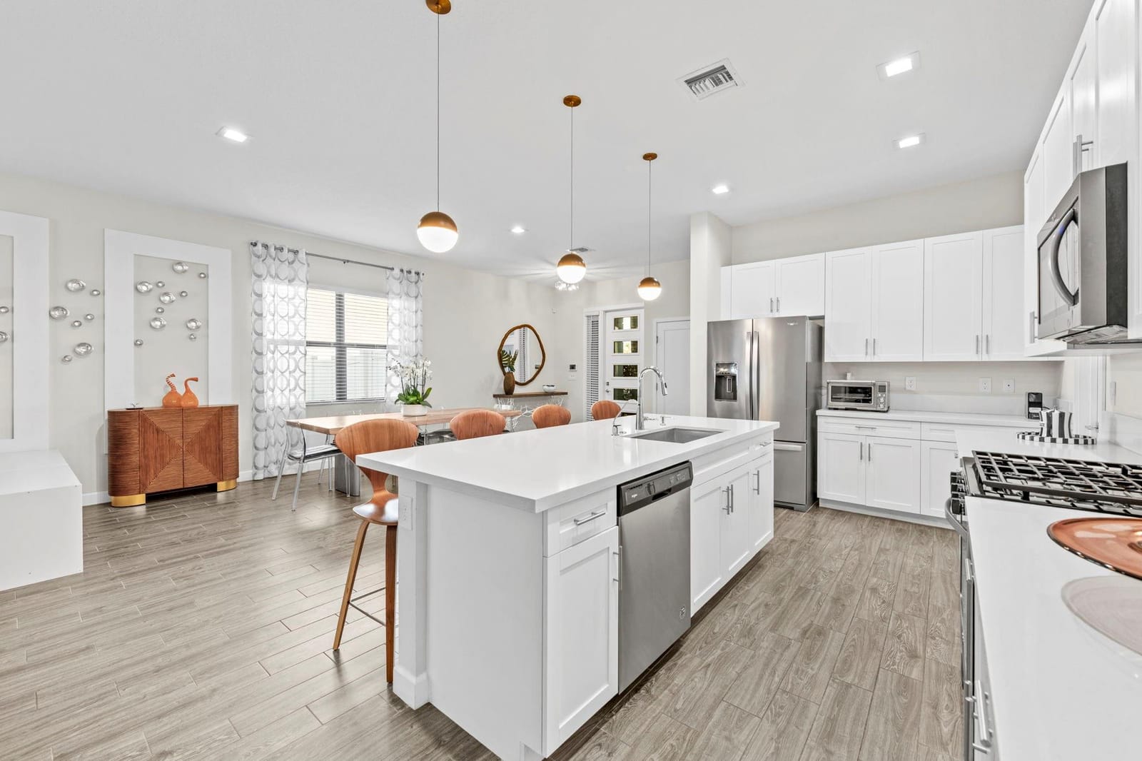 4919 Whispering Way — photo 4